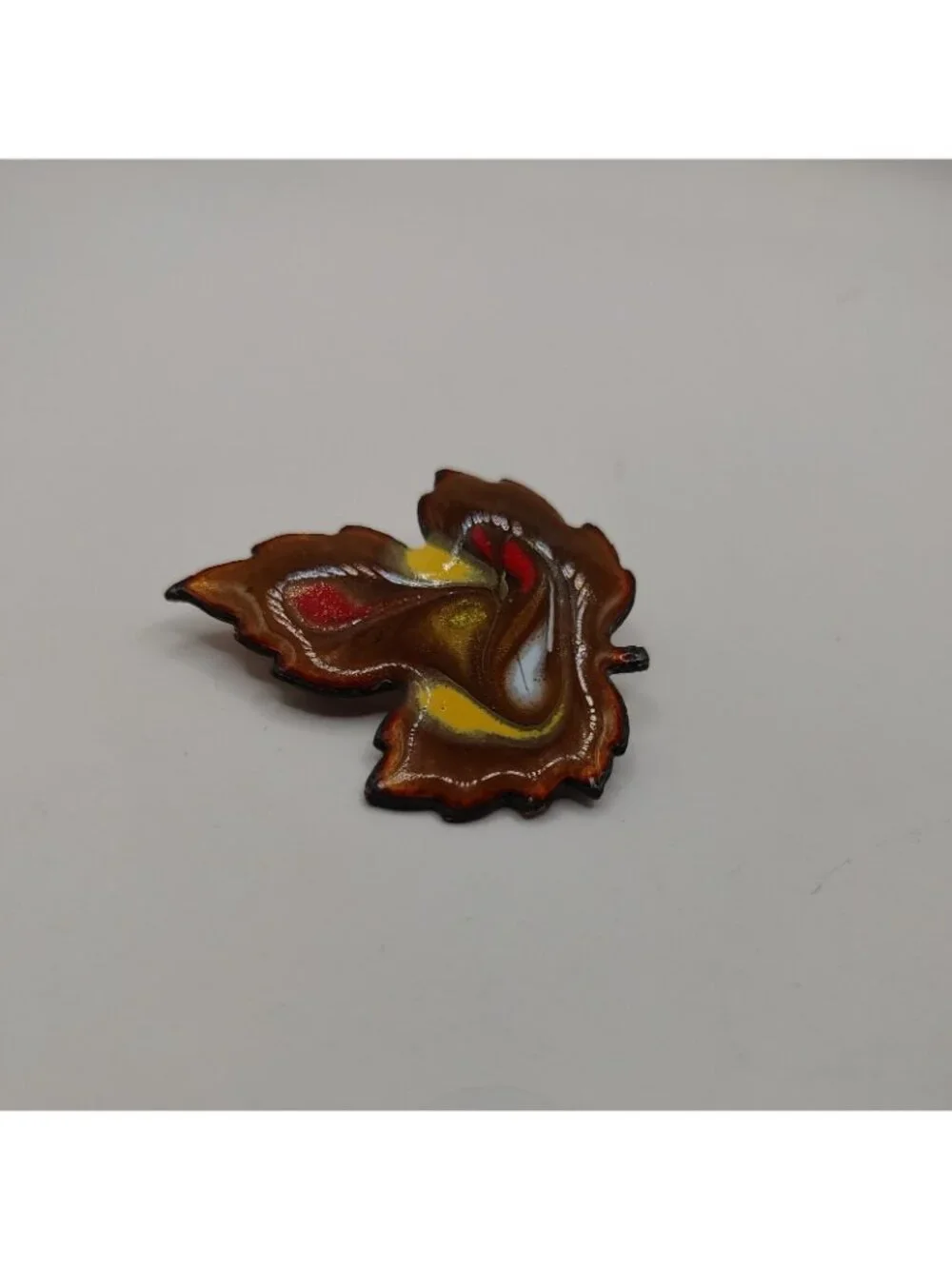 Unbranded brooch autumn